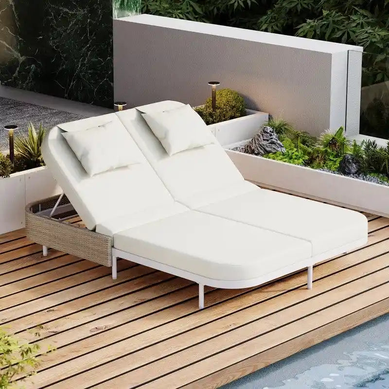 Patio Rattan Double Chaise Lounge Daybed with 5-Position Adjustable Backrest & Iron Frame